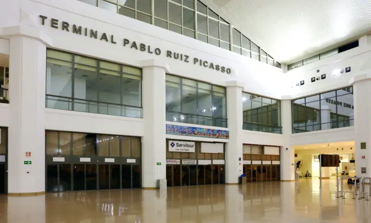 マラガ コ���タ デル ソル空港
