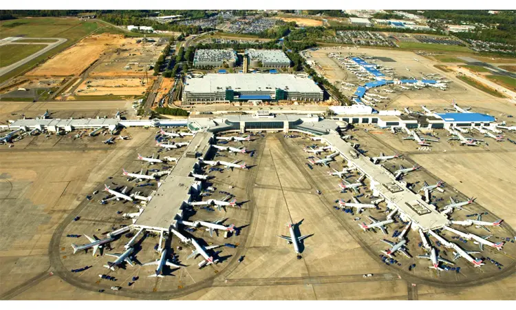 Aéroport international Charlotte-Douglas