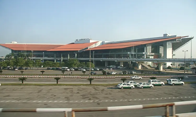 Internationaler Flughafen Nội Bài