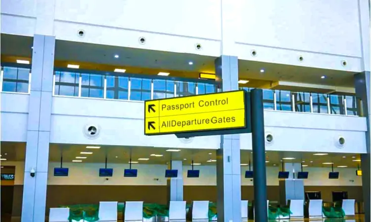 Міжнародний аеропорт Маллам Аміну Кано