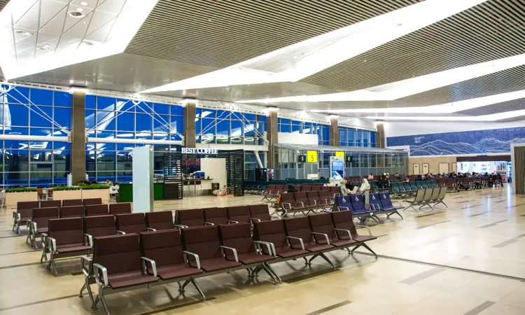 Jemeljanovon kansainvälinen lentokenttä