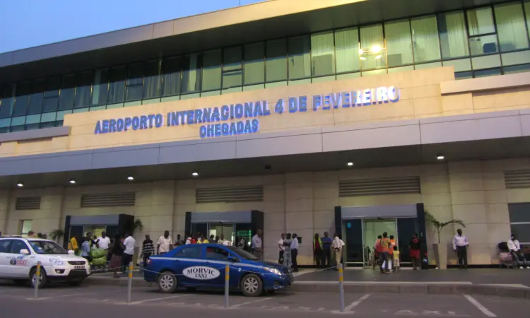 Internationale luchthaven Quatro de Fevereiro