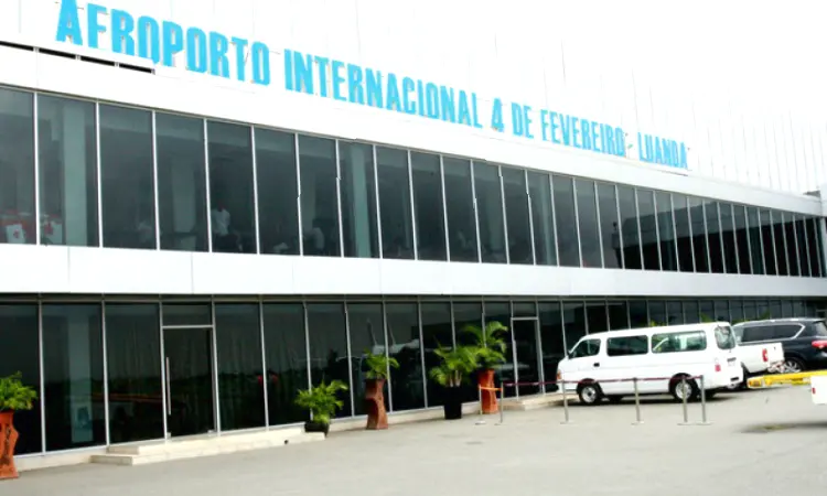Aeropuerto Internacional Quatro de Fevereiro