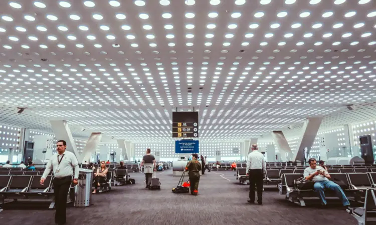 Aeropuerto Internacional 베니토 후아레스
