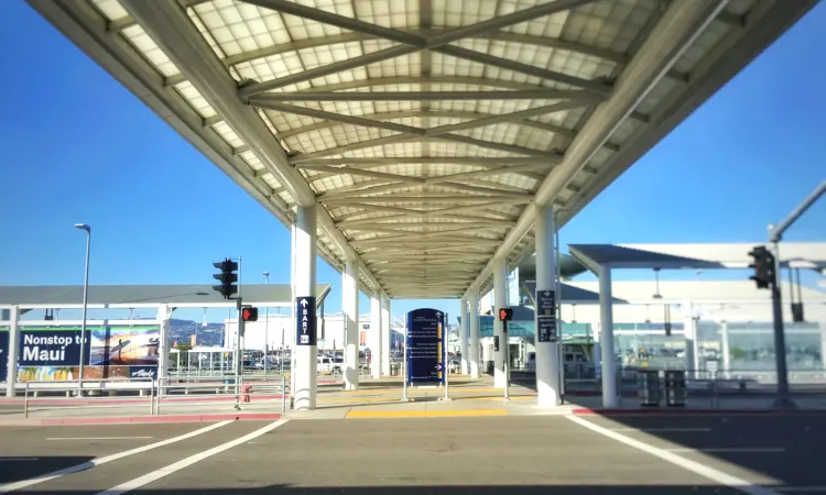 Aeropuerto Internacional de Oakland