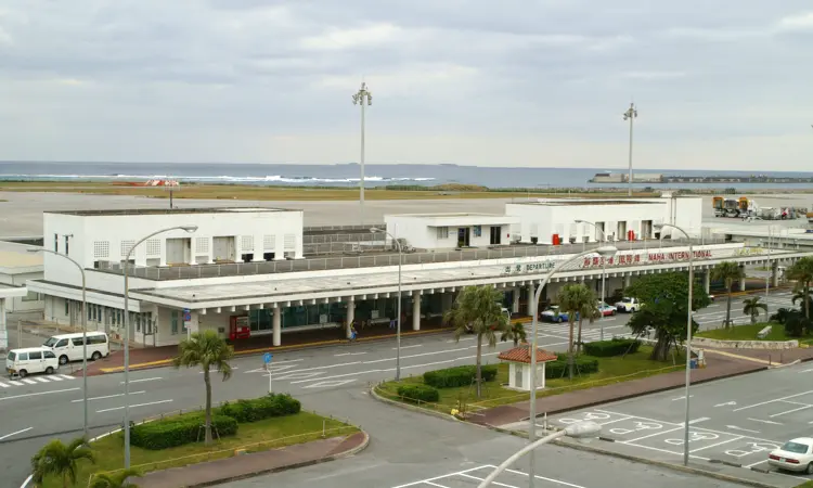Аеропорт Наха