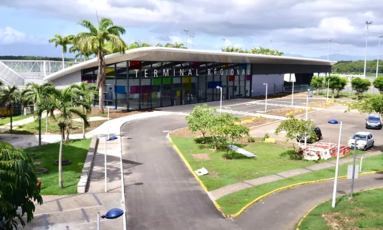 Aeropuerto internacional de Pointe-à-Pitre