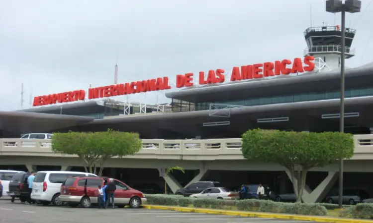 Aéroport international Las Americas