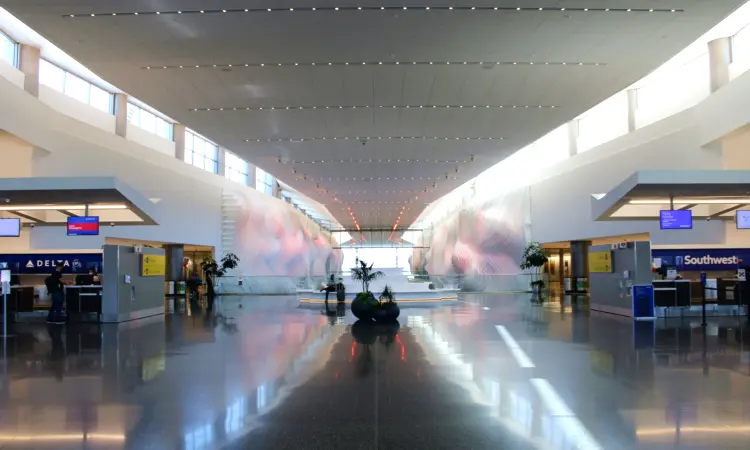 Διεθνές Αεροδρόμιο Σολτ Λέικ Σίτι