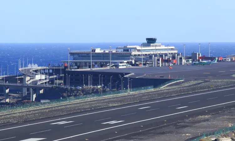 La Palman lentokenttä