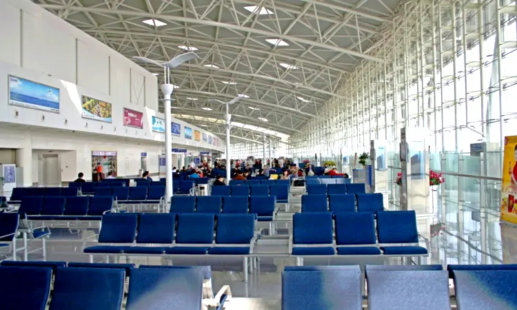 Jinan Yaoqiangin kansainvälinen lentokenttä