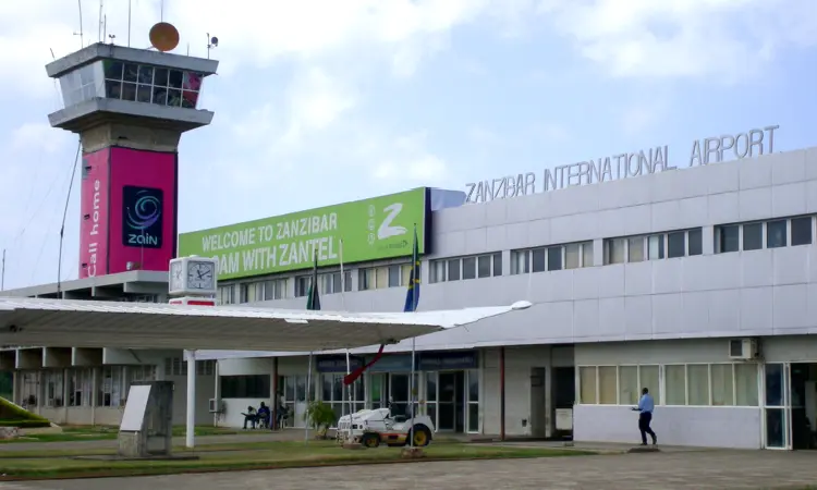 Aéroport international Abeid Amani Karume